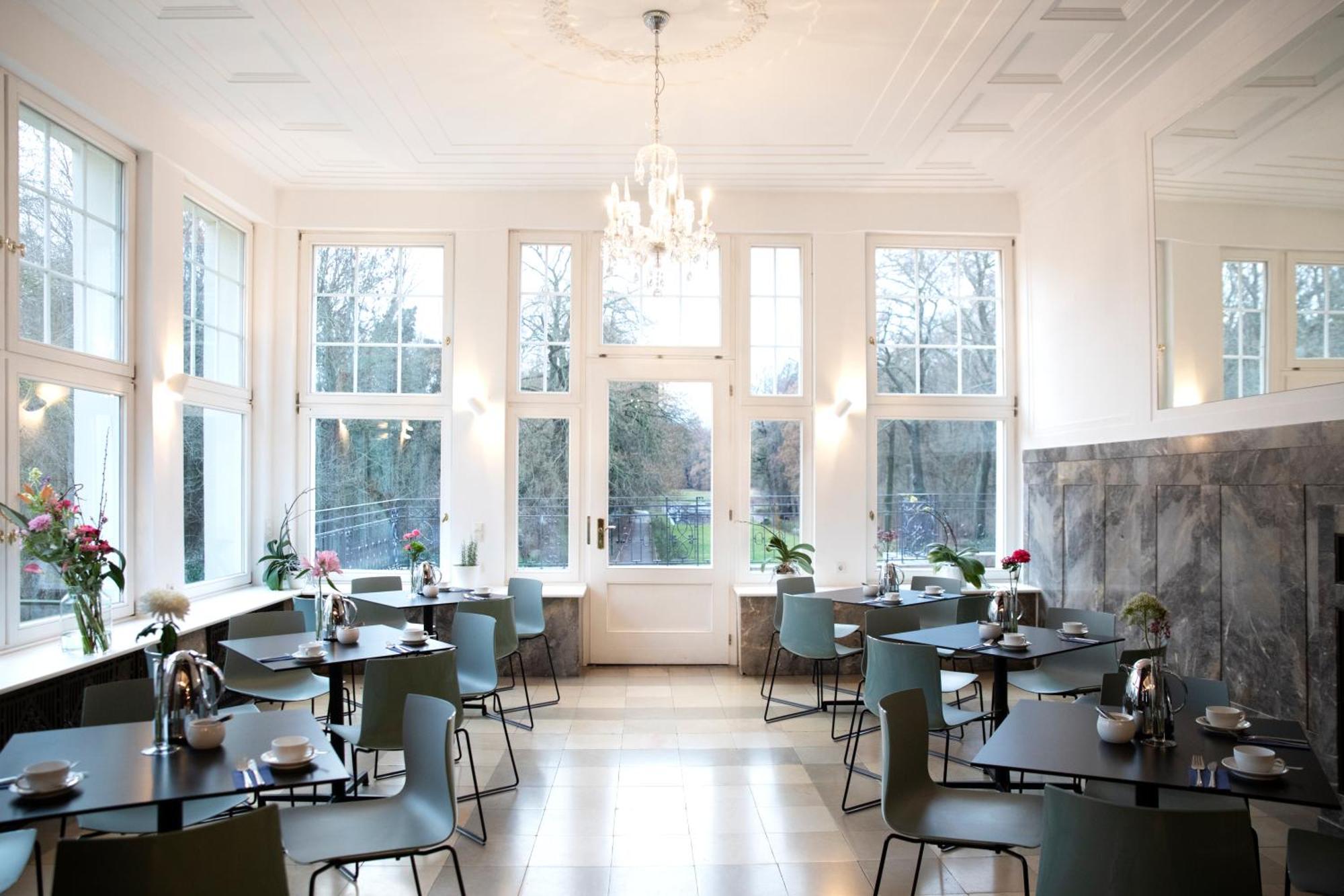 Hotel Schloss Teutschenthal Экстерьер фото